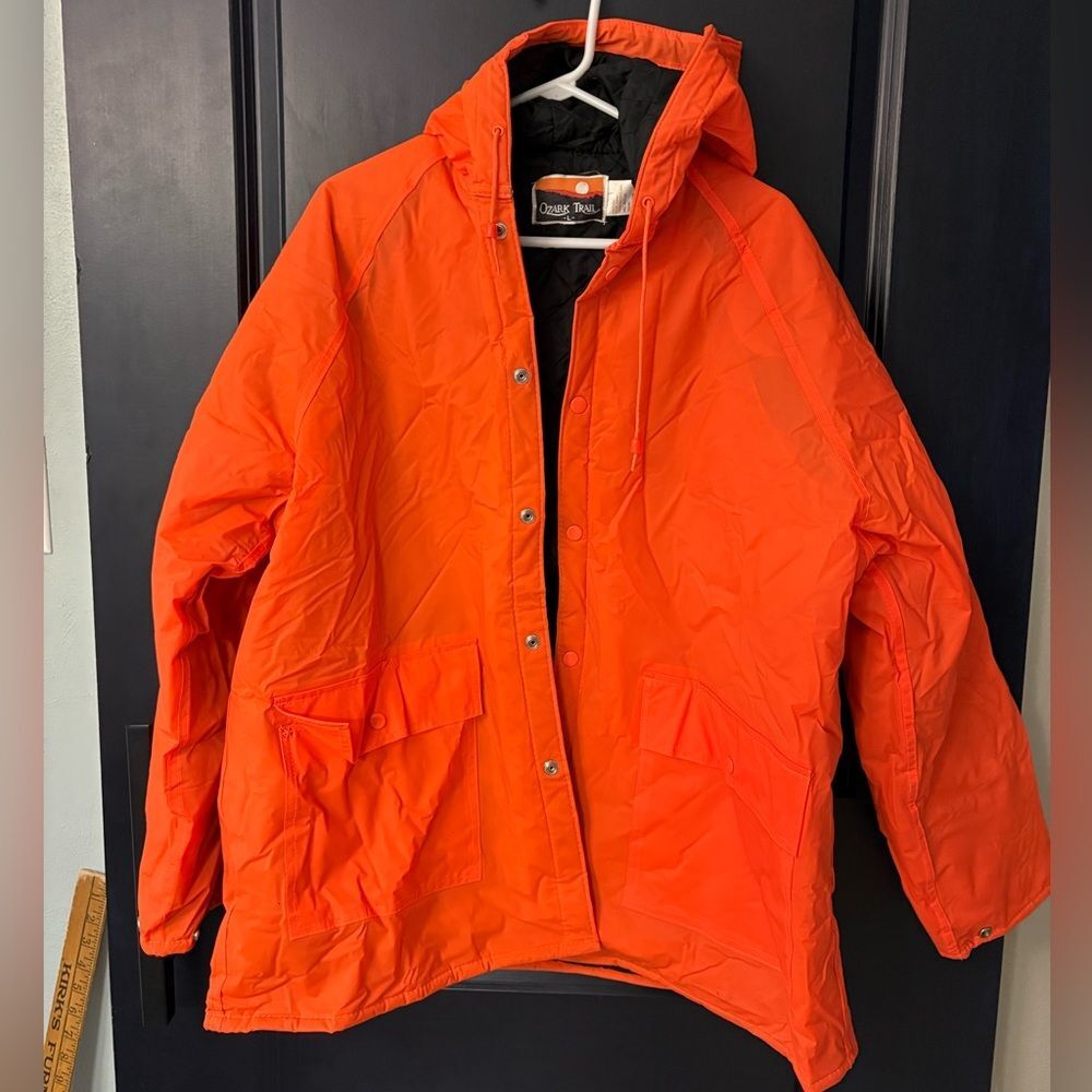 Vintage Ozark Trail Size Large PVC Snap Orange Hooded Jacket Quilted Lined Inner